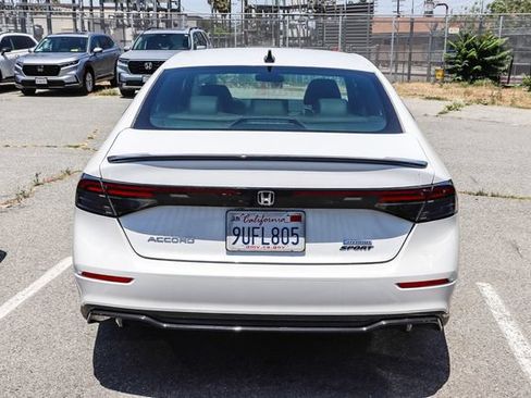 Used 2025 Honda Accord Sport image 12
