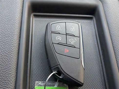 Used 2022 Chevrolet Silverado 1500 RST image 33