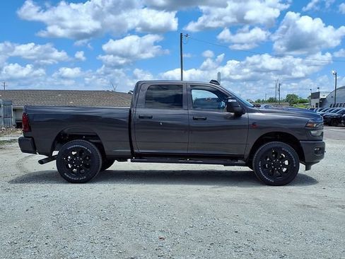 New 2026 RAM 2500 Tradesman AWD/4WD image 2