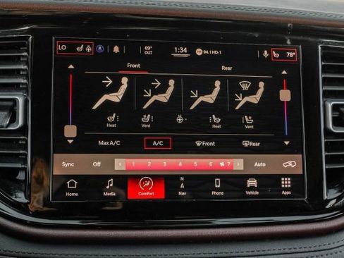 Used 2022 Dodge Durango Citadel image 29