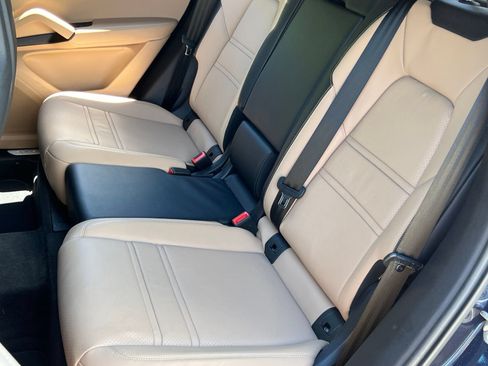 Certified 2024 Porsche Cayenne Coupe AWD/4WD image 17