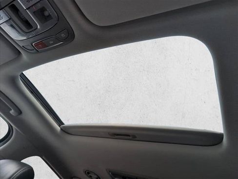 Used 2024 Kia Telluride S w/ S Sunroof Package FWD image 17