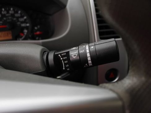 Used 2019 Nissan Frontier SV AWD/4WD image 8