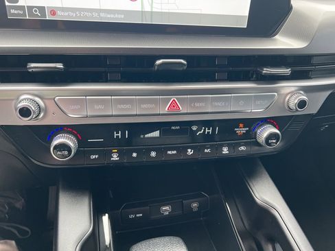 Certified 2024 Kia Telluride LX image 54