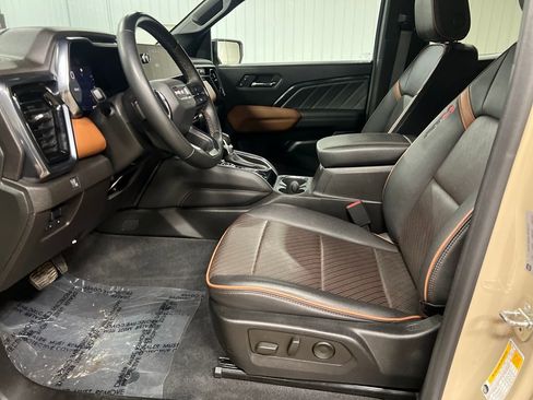 Certified 2023 GMC Canyon AT4 w/ AT4 Premium Package image 12