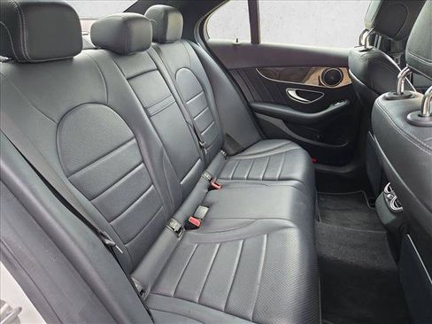 Used 2018 Mercedes-Benz C 300 Sedan image 21