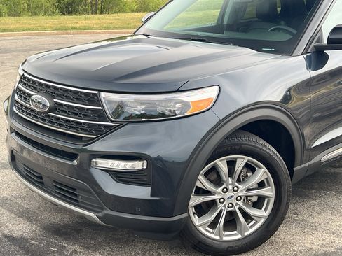 Certified 2024 Ford Explorer XLT w/ Equipment Group 202A AWD/4WD image 8
