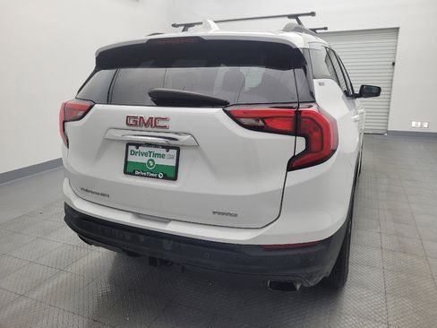 Used 2018 GMC Terrain SLE w/ Driver Convenience Package image 7