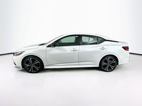 Used 2023 Nissan Sentra SR FWD image 4