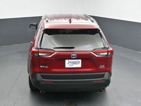 Used 2024 Toyota RAV4 XLE AWD/4WD image 25