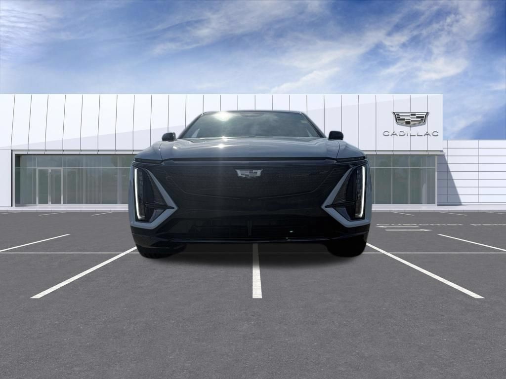 Certified 2024 Cadillac Lyriq Sport w/ LPO, Floor Liner Package AWD/4WD image 7