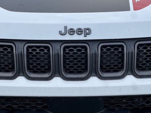 Used 2024 Jeep Compass Trailhawk image 46