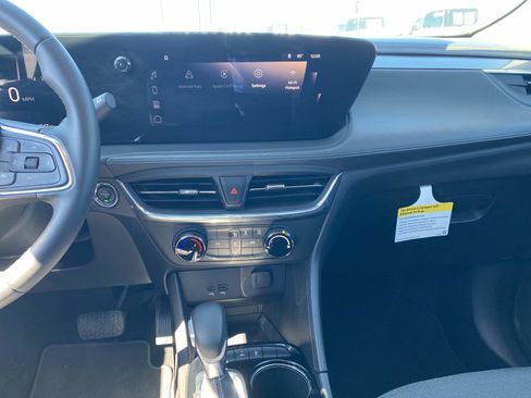 New 2025 Buick Encore GX Preferred image 26