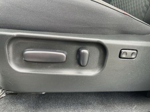 Certified 2023 Toyota Tacoma SR5 AWD/4WD image 13