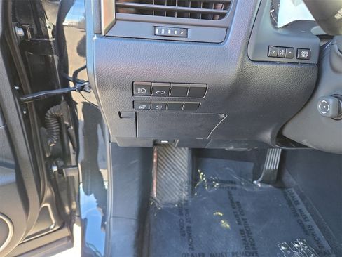 Used 2022 Lexus RX 350L FWD w/ Premium Package image 19