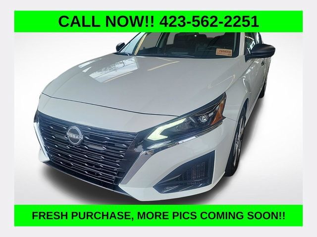 Used 2024 Nissan Altima 2.5 S FWD image 1