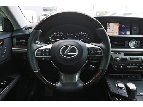 Used 2017 Lexus ES 350 w/ Luxury Package FWD image 15
