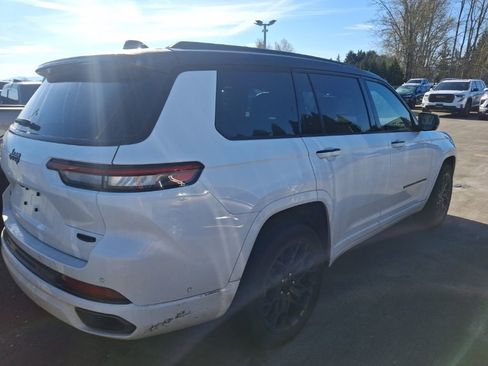 Used 2025 Jeep Grand Cherokee L Summit image 6