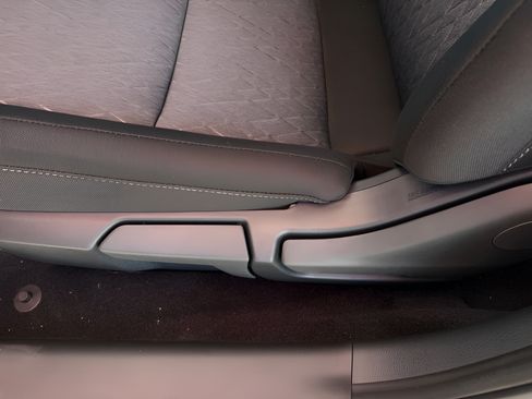 New 2026 Nissan Sentra SV FWD image 21