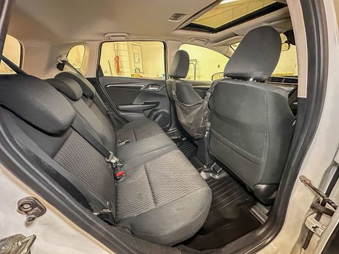 Used 2019 Honda Fit EX image 25