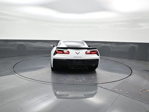 Used 2015 Chevrolet Corvette Stingray Coupe image 4