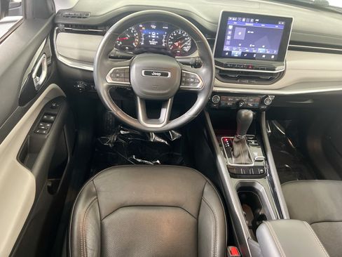 Used 2022 Jeep Compass Limited AWD/4WD image 21