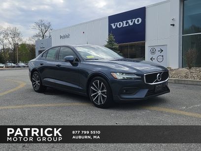 Used 2021 Volvo S60 T5 Momentum w/ Premium Package