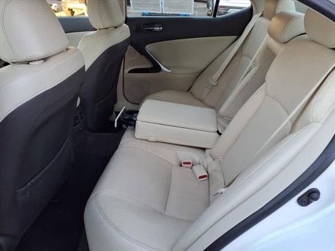 Used 2012 Lexus IS 250 w/ Premium Pkg Value Edition image 9