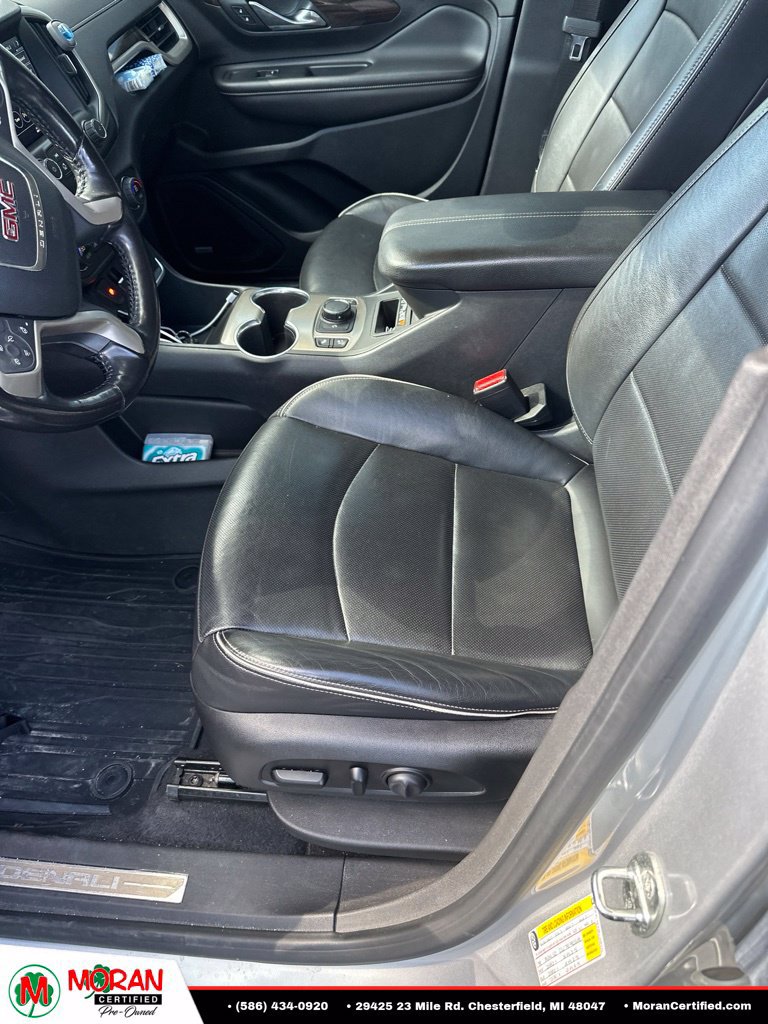 Used 2019 GMC Terrain Denali w/ Comfort Package FWD image 7