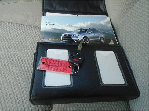 Used 2015 Subaru Forester 2.5i Premium w/ All-Weather Package image 28