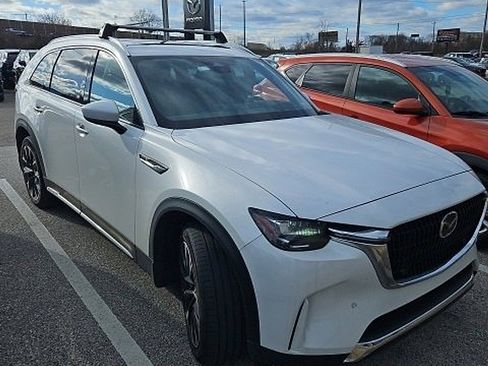 Used 2024 MAZDA CX-90 Plug-In Hybrid w/ Premium Plus image 3