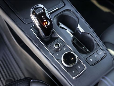 Certified 2024 Cadillac XT4 Sport image 19