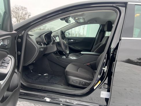 Used 2023 Chevrolet Malibu LT image 16