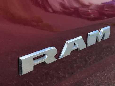 Used 2022 RAM 1500 Big Horn AWD/4WD image 12