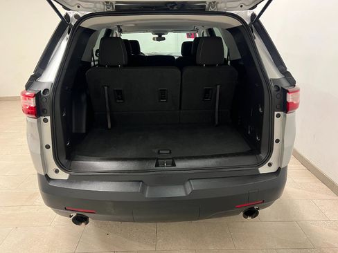 Used 2019 Chevrolet Traverse LS image 18