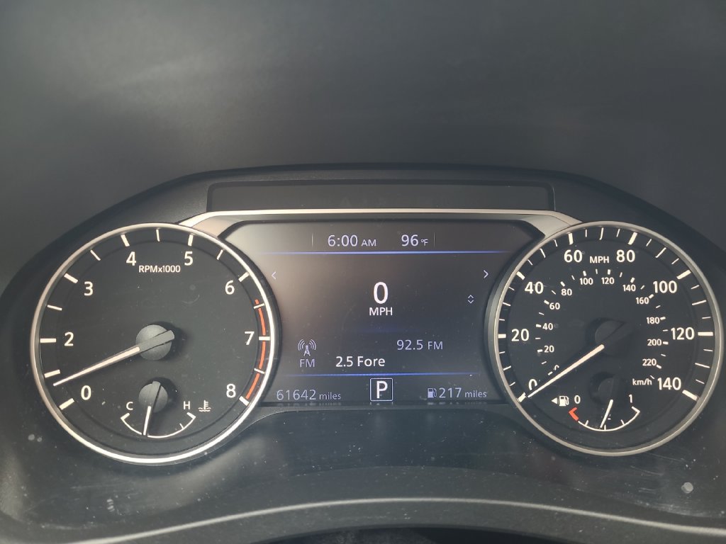 Used 2024 Nissan Altima 2.5 SV FWD image 18