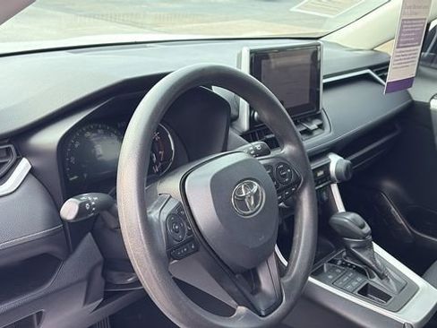Used 2023 Toyota RAV4 LE image 10