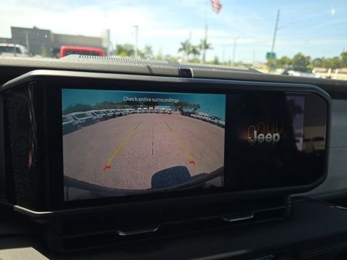 Used 2025 Jeep Wrangler Sahara w/ Safety Group image 14