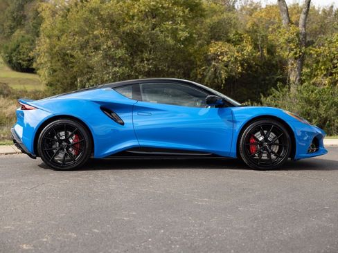 New 2025 Lotus Emira image 10