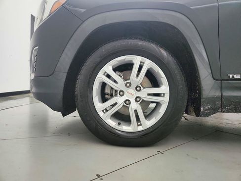 Used 2019 GMC Terrain SLE FWD image 29