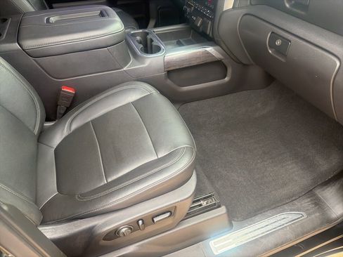 Used 2020 Chevrolet Silverado 1500 LTZ w/ LTZ Texas Edition AWD/4WD image 27