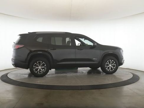 Used 2025 GMC Acadia AT4 image 6