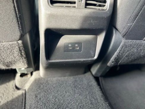 Used 2023 Nissan Rogue SV AWD/4WD image 27