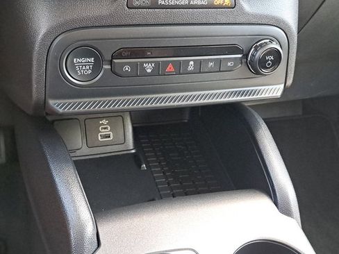 Certified 2025 Ford Bronco Sport Outer Banks w/ Outer Banks Tech Package+ AWD/4WD image 30