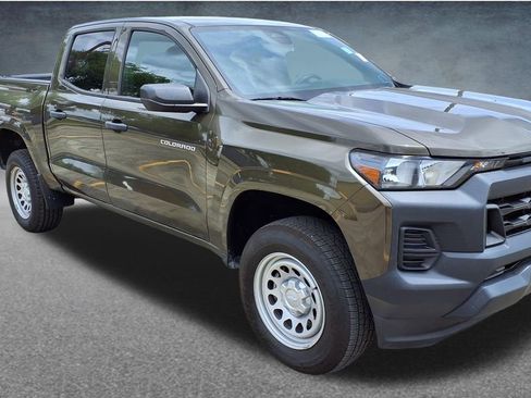 Used 2023 Chevrolet Colorado W/T RWD image 10