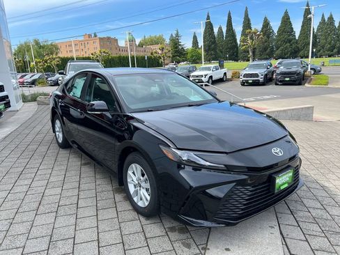 New 2026 Toyota Camry LE w/ Convenience Package AWD/4WD image 7
