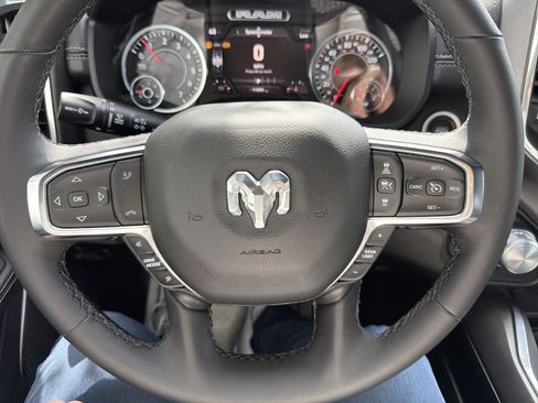 Used 2025 RAM 1500 Laramie w/ Sport Appearance Package AWD/4WD image 17