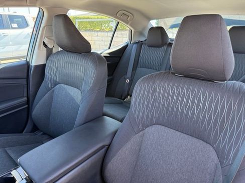 Used 2025 Toyota Camry LE image 11