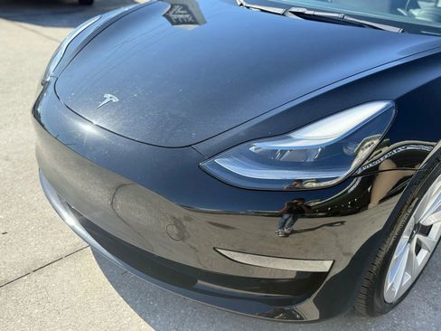 Used 2023 Tesla Model 3 Standard Range image 11