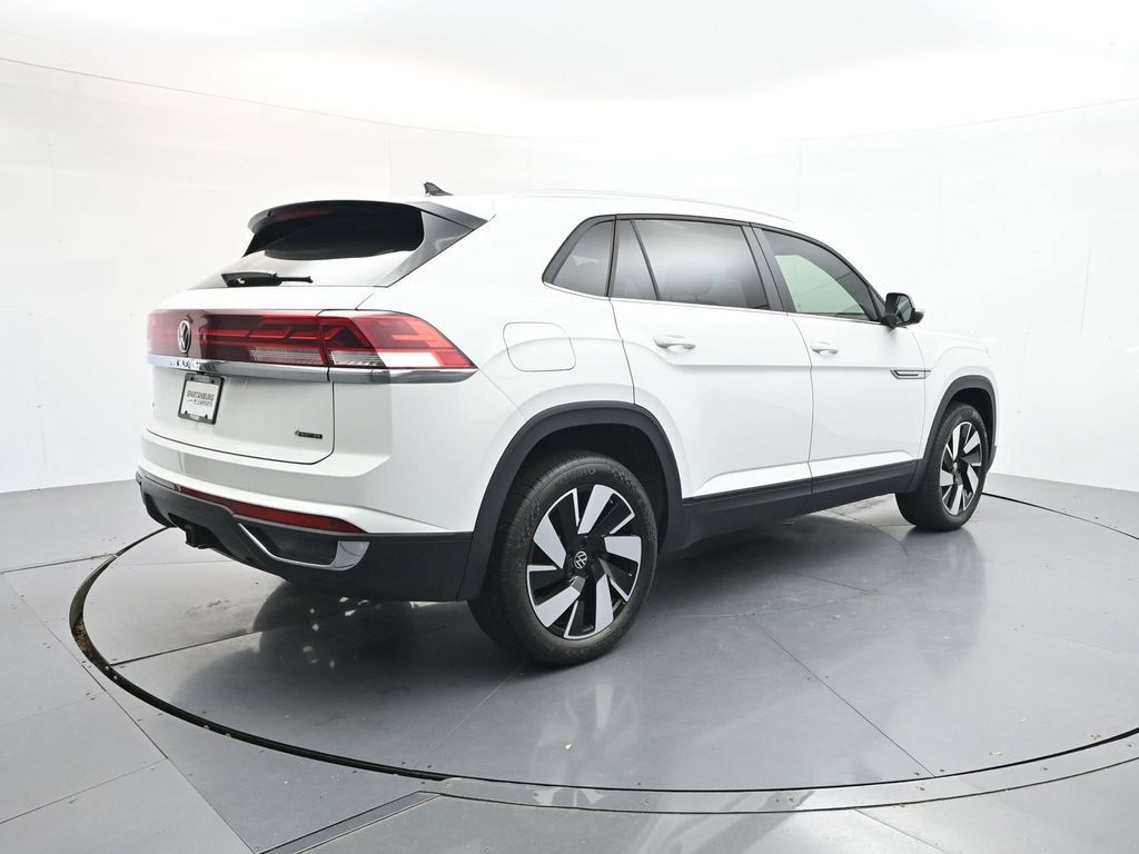 Used 2024 Volkswagen Atlas Cross Sport SE AWD/4WD image 7